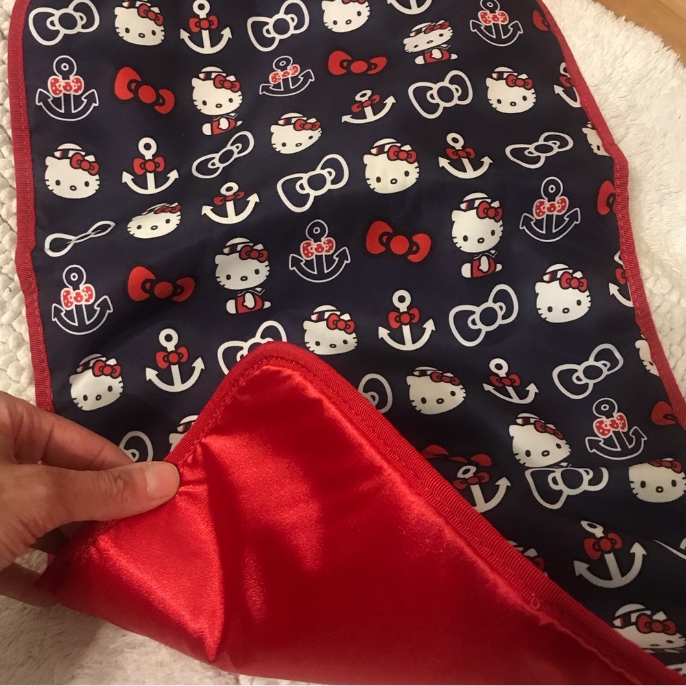 Ju-ju-be Hello Kitty Diaper Changing Pad